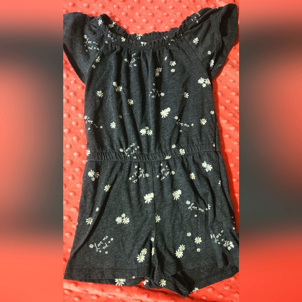 Old Navy Romper size 5, XS black/charcoal gray